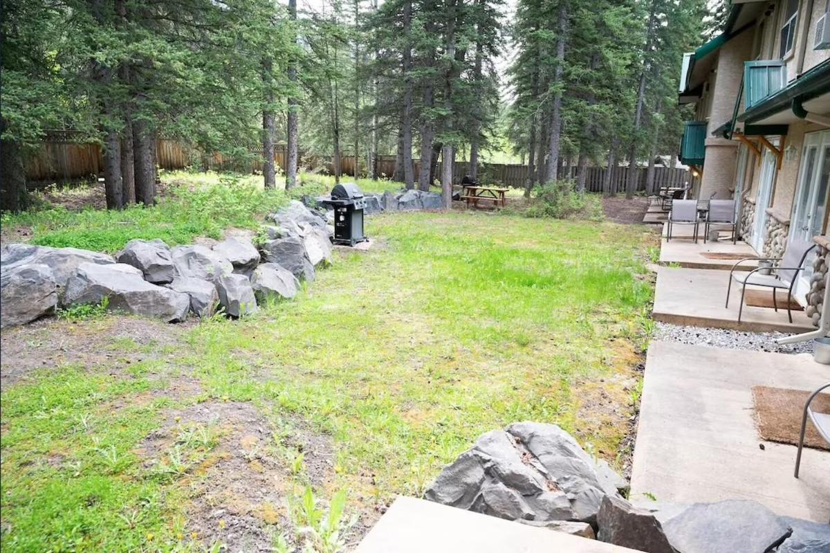 Banff Wood Lodge Canmore Exterior foto