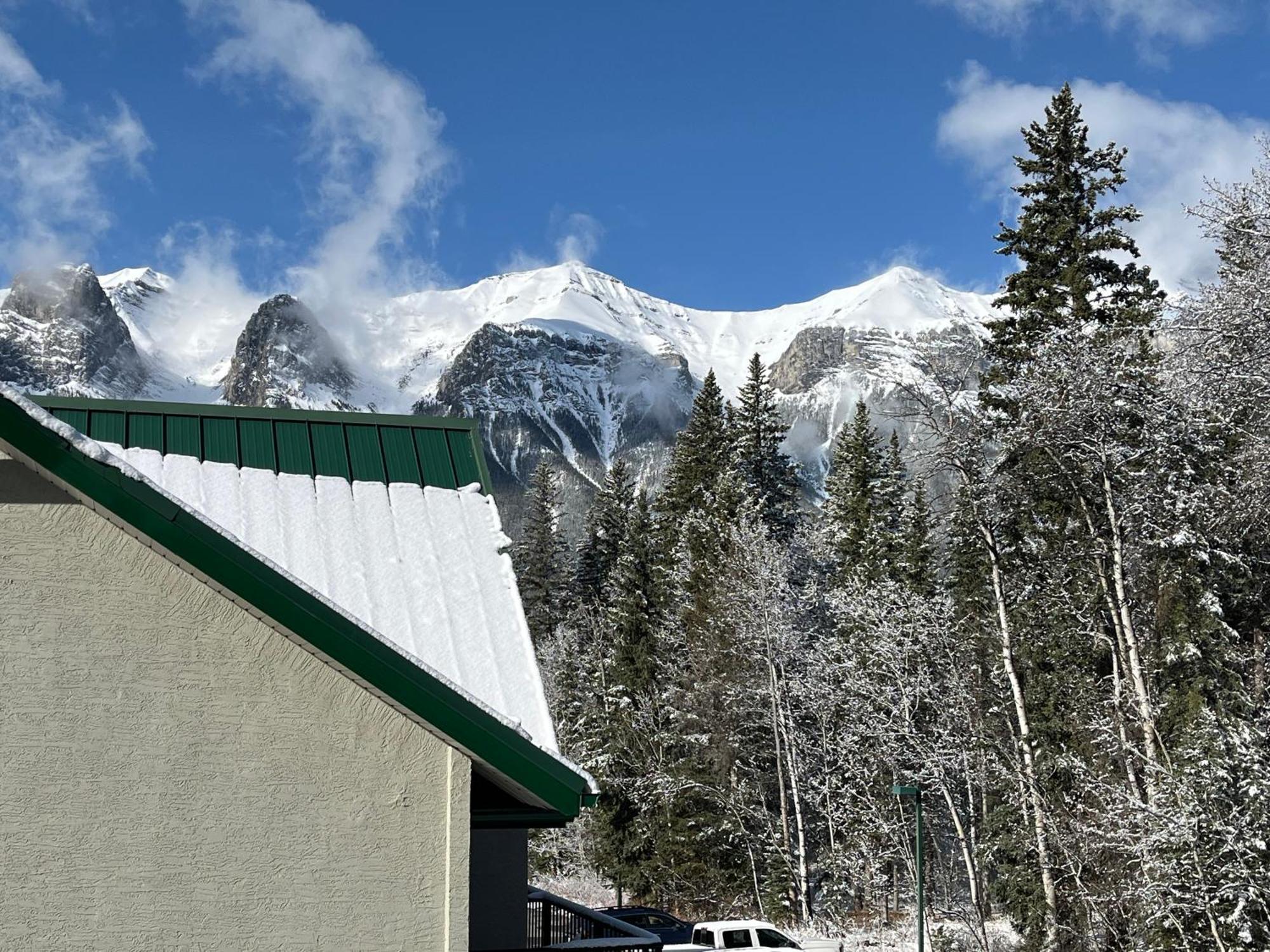 Banff Wood Lodge Canmore Exterior foto
